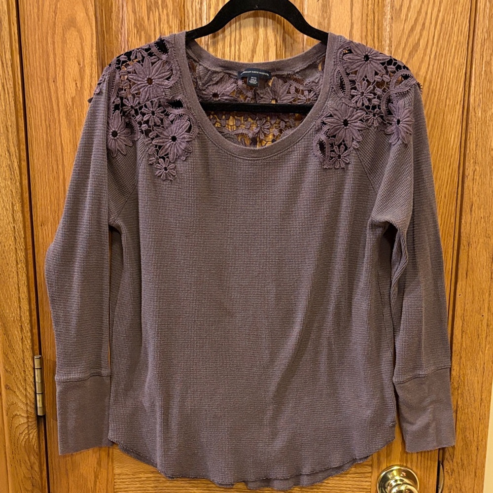 American Eagle Outfitters Purplish Mauve Floral Lace Long Sleeve Waffle Top